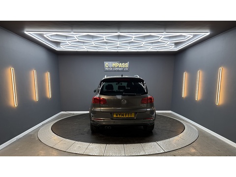 2.0 TDI BlueMotion Tech R-Line SUV 5dr Diesel Manual 4WD Euro 5 (s/s) (170 ps)