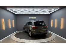 Volkswagen Tiguan 2.0 TDI BlueMotion Tech R-Line SUV 5dr Diesel Manual 4WD Euro 5 (s/s) (170 ps) 