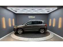 Volkswagen Tiguan 2.0 TDI BlueMotion Tech R-Line SUV 5dr Diesel Manual 4WD Euro 5 (s/s) (170 ps) 