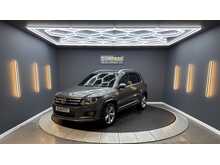 Volkswagen Tiguan 2.0 TDI BlueMotion Tech R-Line SUV 5dr Diesel Manual 4WD Euro 5 (s/s) (170 ps) 