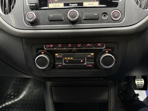 2.0 TDI BlueMotion Tech R-Line SUV 5dr Diesel Manual 4WD Euro 5 (s/s) (170 ps)