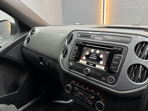 2.0 TDI BlueMotion Tech R-Line SUV 5dr Diesel Manual 4WD Euro 5 (s/s) (170 ps)