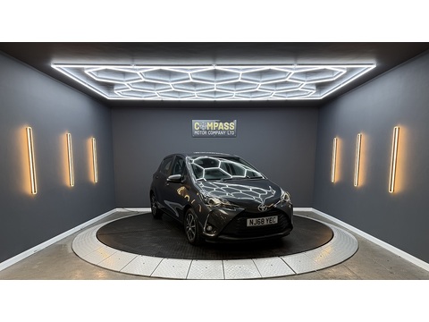 1.5 VVT-i Icon Tech Hatchback 5dr Petrol CVT Euro 6 (111 ps)