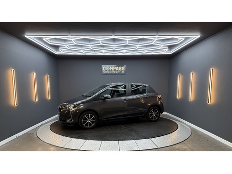 1.5 VVT-i Icon Tech Hatchback 5dr Petrol CVT Euro 6 (111 ps)