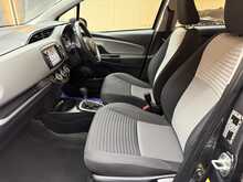 Toyota Yaris 1.5 VVT-i Icon Tech Hatchback 5dr Petrol CVT Euro 6 (111 ps) 