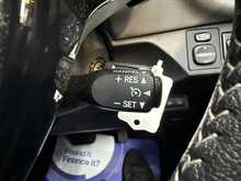 Toyota Yaris 1.5 VVT-i Icon Tech Hatchback 5dr Petrol CVT Euro 6 (111 ps) 