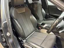 Audi A4 2.0 TDI S line Saloon 4dr Diesel S Tronic Euro 6 (s/s) (150 ps) 