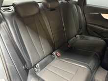 Audi A4 2.0 TDI S line Saloon 4dr Diesel S Tronic Euro 6 (s/s) (150 ps) 