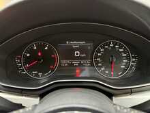 Audi A4 2.0 TDI S line Saloon 4dr Diesel S Tronic Euro 6 (s/s) (150 ps) 