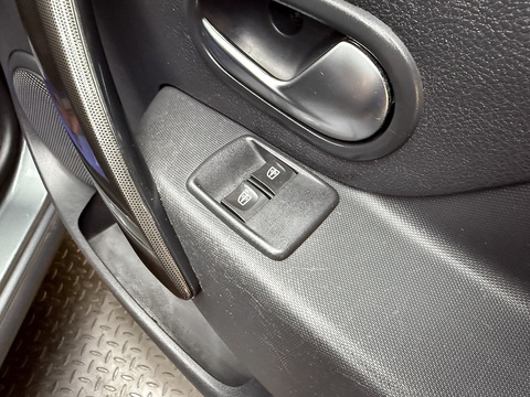 1.5 dCi SE Summit Estate 5dr Diesel Manual Euro 6 (s/s) (90 ps)