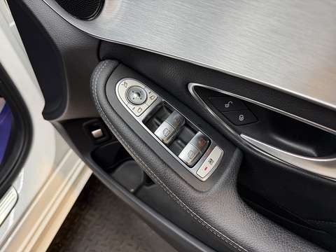 2.1 C220d AMG Line Saloon 4dr Diesel 7G-Tronic+ Euro 6 (s/s) (170 ps)