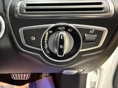 2.1 C220d AMG Line Saloon 4dr Diesel 7G-Tronic+ Euro 6 (s/s) (170 ps)