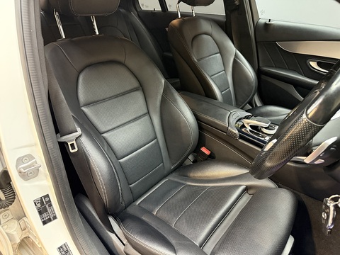 2.1 C220d AMG Line Saloon 4dr Diesel 7G-Tronic+ Euro 6 (s/s) (170 ps)