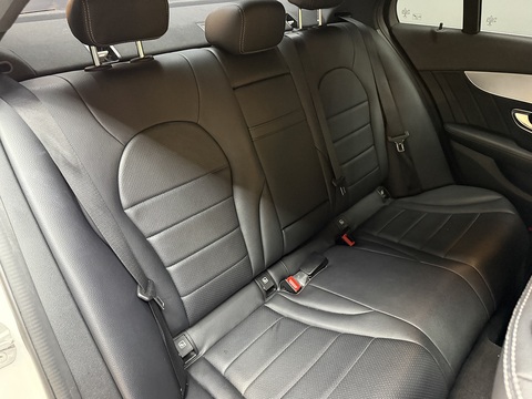 2.1 C220d AMG Line Saloon 4dr Diesel 7G-Tronic+ Euro 6 (s/s) (170 ps)