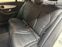 Mercedes-Benz C Class 2.1 C220d AMG Line Saloon 4dr Diesel 7G-Tronic+ Euro 6 (s/s) (170 ps) 