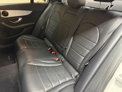 2.1 C220d AMG Line Saloon 4dr Diesel 7G-Tronic+ Euro 6 (s/s) (170 ps)