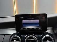 Mercedes-Benz C Class 2.1 C220d AMG Line Saloon 4dr Diesel 7G-Tronic+ Euro 6 (s/s) (170 ps) 