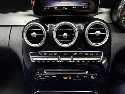 2.1 C220d AMG Line Saloon 4dr Diesel 7G-Tronic+ Euro 6 (s/s) (170 ps)