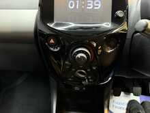 Citroen C1 1.2 PureTech Flair Hatchback 5dr Petrol Manual Euro 6 (82 ps) 