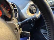 Citroen C1 1.2 PureTech Flair Hatchback 5dr Petrol Manual Euro 6 (82 ps) 