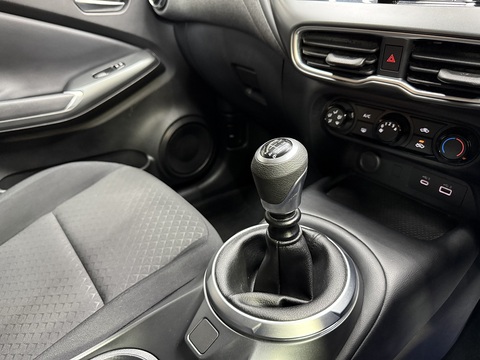 1.0 DIG-T Acenta Premium SUV 5dr Petrol Manual Euro 6 (s/s) (114 ps)