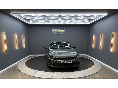 2.0 TDI BlueMotion Tech R-Line Hatchback 3dr Diesel Manual Euro 5 (s/s) (Leather, Nav) (140 ps)