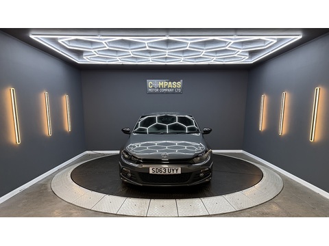 2.0 TDI BlueMotion Tech R-Line Hatchback 3dr Diesel Manual Euro 5 (s/s) (Leather, Nav) (140 ps)