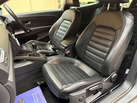 2.0 TDI BlueMotion Tech R-Line Hatchback 3dr Diesel Manual Euro 5 (s/s) (Leather, Nav) (140 ps)