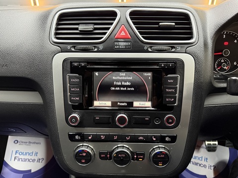 2.0 TDI BlueMotion Tech R-Line Hatchback 3dr Diesel Manual Euro 5 (s/s) (Leather, Nav) (140 ps)