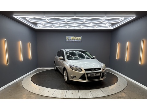1.6 Zetec Hatchback 5dr Petrol Manual Euro 5 (125 ps)