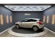 Ford Focus 1.6 Zetec Hatchback 5dr Petrol Manual Euro 5 (125 ps) 