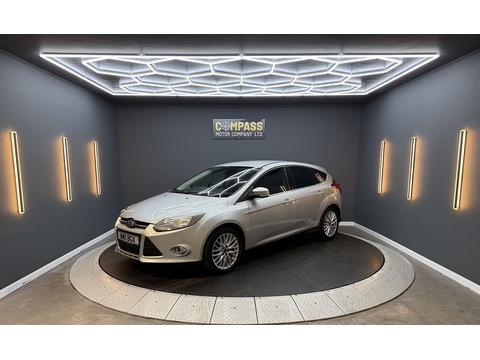 1.6 Zetec Hatchback 5dr Petrol Manual Euro 5 (125 ps)
