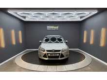 Ford Focus 1.6 Zetec Hatchback 5dr Petrol Manual Euro 5 (125 ps) 