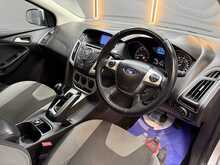 Ford Focus 1.6 Zetec Hatchback 5dr Petrol Manual Euro 5 (125 ps) 