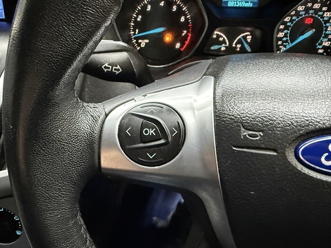 1.6 Zetec Hatchback 5dr Petrol Manual Euro 5 (125 ps)