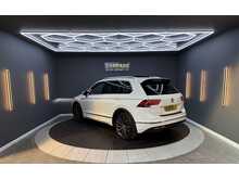 Volkswagen Tiguan 2.0 TSI R-Line SUV 5dr Petrol DSG 4Motion Euro 6 (s/s) (180 ps) 