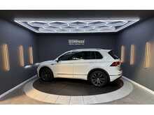 Volkswagen Tiguan 2.0 TSI R-Line SUV 5dr Petrol DSG 4Motion Euro 6 (s/s) (180 ps) 