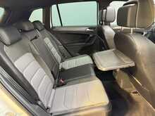 Volkswagen Tiguan 2.0 TSI R-Line SUV 5dr Petrol DSG 4Motion Euro 6 (s/s) (180 ps) 
