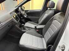 Volkswagen Tiguan 2.0 TSI R-Line SUV 5dr Petrol DSG 4Motion Euro 6 (s/s) (180 ps) 