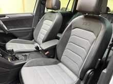Volkswagen Tiguan 2.0 TSI R-Line SUV 5dr Petrol DSG 4Motion Euro 6 (s/s) (180 ps) 