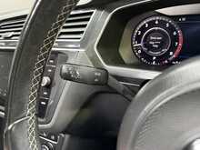 Volkswagen Tiguan 2.0 TSI R-Line SUV 5dr Petrol DSG 4Motion Euro 6 (s/s) (180 ps) 