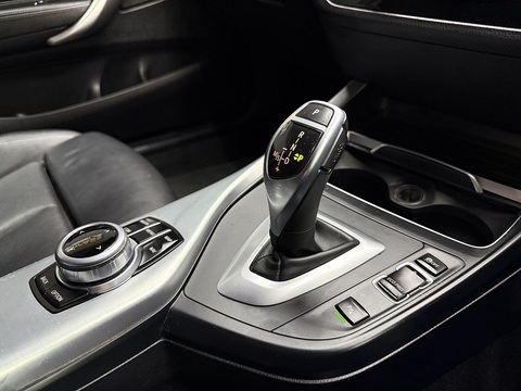 2.0 120i M Sport Shadow Edition Hatchback 3dr Petrol Auto Euro 6 (s/s) (184 ps)