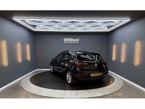 1.2 Turbo SRi Hatchback 5dr Petrol Manual Euro 6 (s/s) (145 ps)