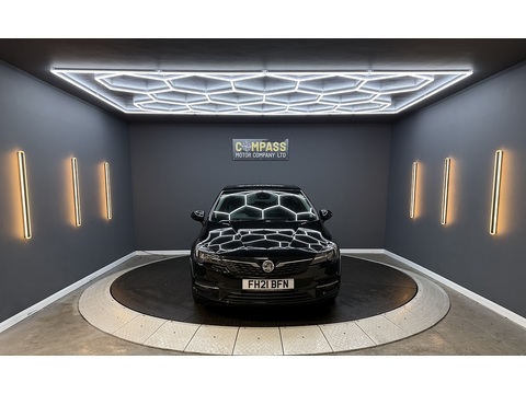 1.2 Turbo SRi Hatchback 5dr Petrol Manual Euro 6 (s/s) (145 ps)