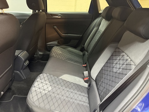 1.0 TSI R-Line Hatchback 5dr Petrol Manual Euro 6 (s/s) (95 ps)