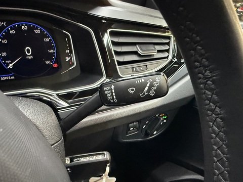 1.0 TSI R-Line Hatchback 5dr Petrol Manual Euro 6 (s/s) (95 ps)
