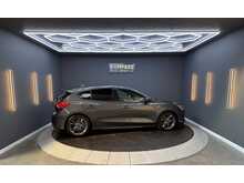 Ford Focus 1.5 EcoBlue ST-Line Hatchback 5dr Diesel Manual Euro 6 (s/s) (120 ps) 