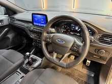 Ford Focus 1.5 EcoBlue ST-Line Hatchback 5dr Diesel Manual Euro 6 (s/s) (120 ps) 