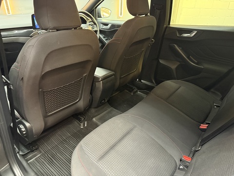 1.5 EcoBlue ST-Line Hatchback 5dr Diesel Manual Euro 6 (s/s) (120 ps)