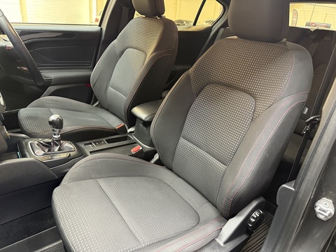 1.5 EcoBlue ST-Line Hatchback 5dr Diesel Manual Euro 6 (s/s) (120 ps)